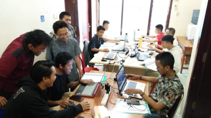 Jurusan Kerja di Kantor: Panduan Karier Lengkap